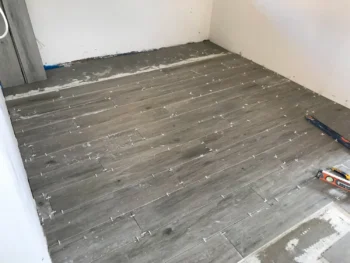 Colocació paviment de gres
